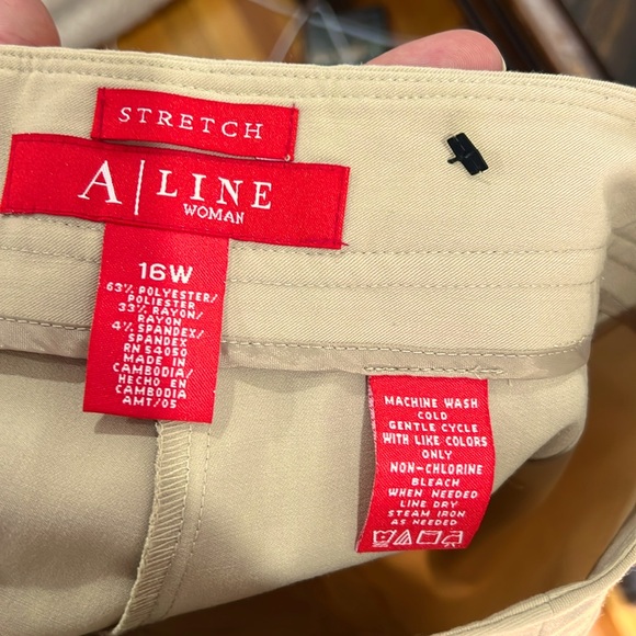 A Line Stretch Tan Flat Front Trousers Pants Seaming Pockets sz. 16W $179 retail - Picture 5 of 10